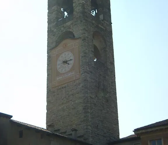 Il Teatro Semesterbostad *