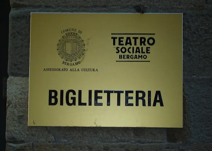 Il Teatro بيت للعطل *